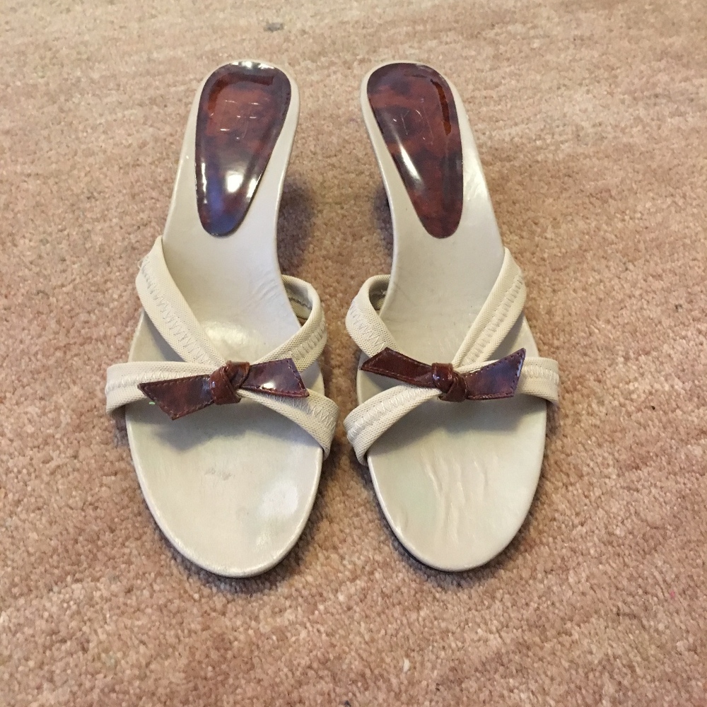 Donald J. Pilner Sandals